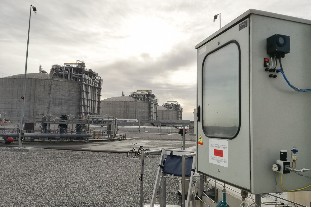 Explosion-proof chlorine analyzers facilitate chlorination and discharge compliance of LNG terminal